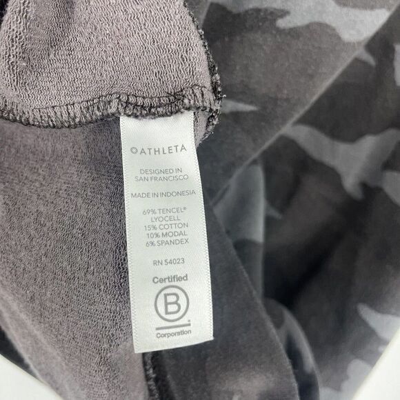 Athleta Sweatshirt Size Small Womens Black Gray Studio To Street Camo Shirt Top - Picture 7 of 8
